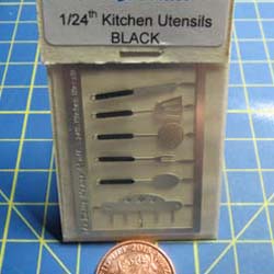 1/24th Scale Kitchen Utensils Kit. - Black Handles