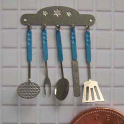 1/24th Scale Kitchen Utensils Kit - Blue Handles