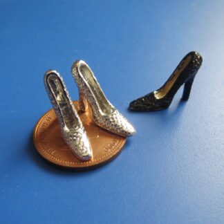 Shoes to Paint